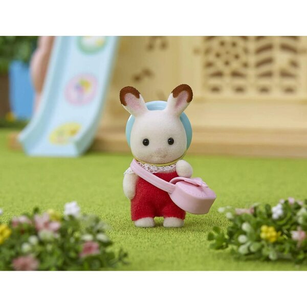 Sylvanian Families Die Schokoladenhasenbabys mit Mütze und Rucksack