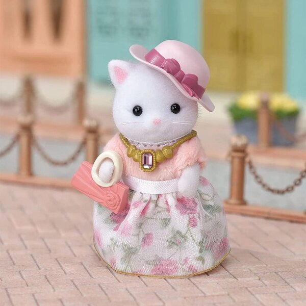 Sylvanian Families Valisette de Mode con Figurina Grande Sorella Gatto Persiano e Accessori