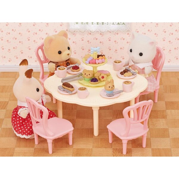 Sylvanian Families 35-teiliges Snack-Tischset für Kinder ab 3 Jahren