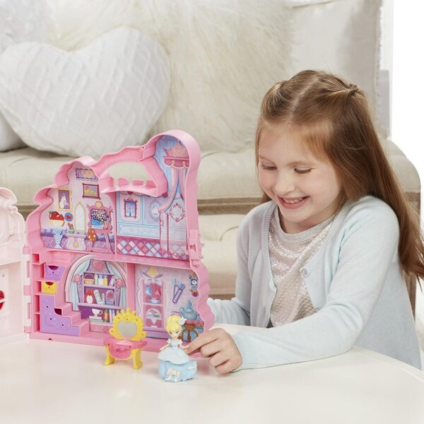 Disney Princess Castle mit Aschenputtel-Puppe und Zubehör – tragbares Spielset