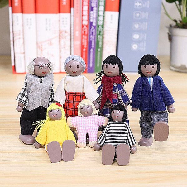 Sarini Family Set 7 Personen aus Holz für Puppenhaus, kreatives Spiel für Kinder