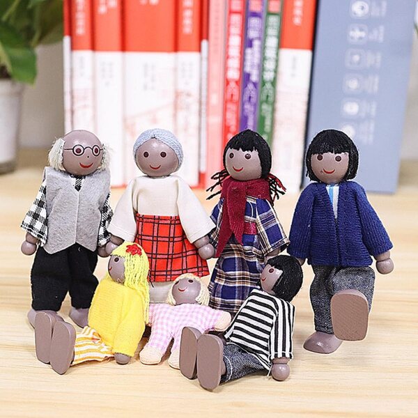 Sarini Family Set 7 Personen aus Holz für Puppenhaus, kreatives Spiel für Kinder
