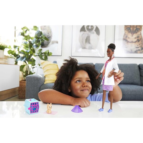 Barbie-Tierärztin mit Tierspielset: Puppe, Zubehör und Welpe, 12-teilig