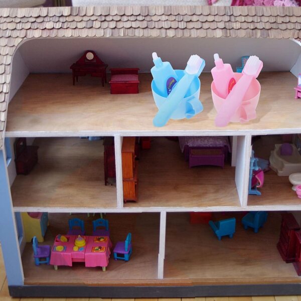 Set di accessori in miniatura per bambola da 45 cm - Spazzolini da denti e kit dentifricio gratuiti
