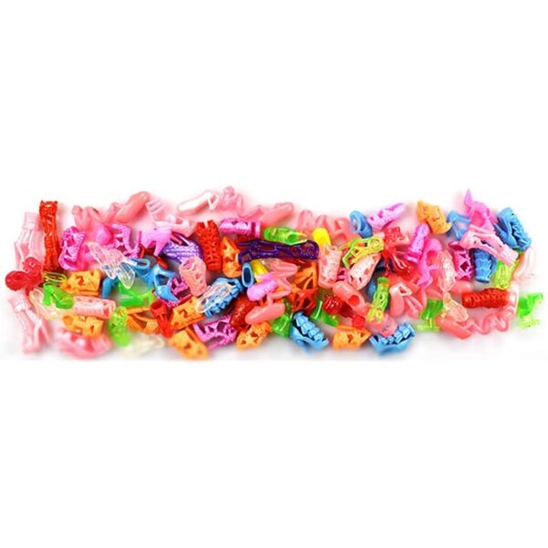 Set 32 accessori per bambole: 10 abiti, scarpe, occhiali e collane per giochi di ruolo