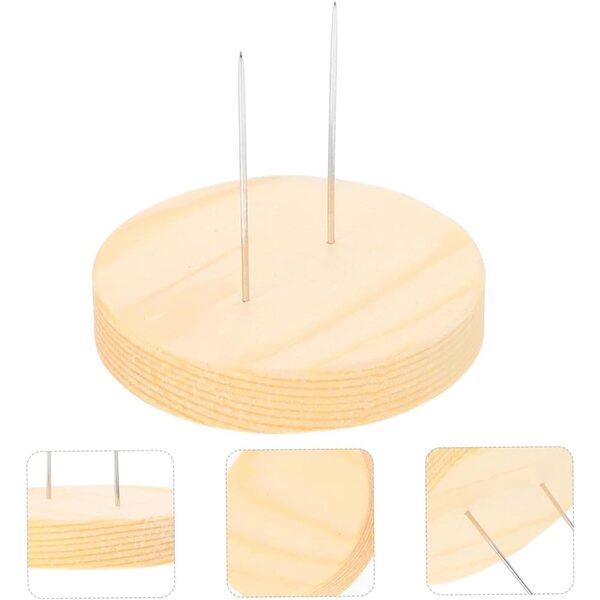 Set mit 24 Puppenständern aus Holz und Metall, handgefertigte Displays