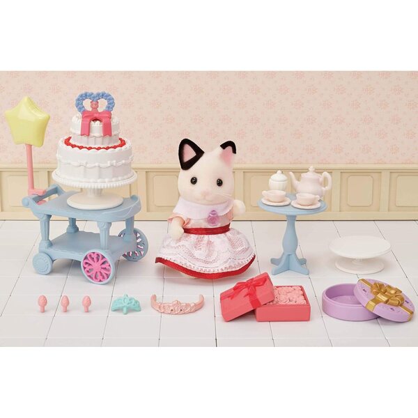 Zweifarbiges Chatgirl von Sylvanian Families und ihr Geburtstagstee mit Accessoires