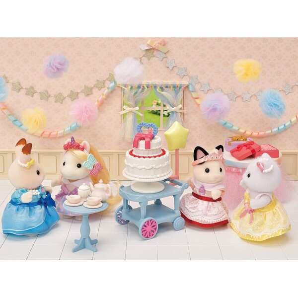 Zweifarbiges Chatgirl von Sylvanian Families und ihr Geburtstagstee mit Accessoires