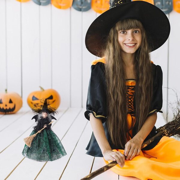 Decorazione Halloween Sorpresa per Cima Albero Strega Nera con Balai Volante 28,5cm
