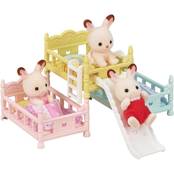 Kerrossänkysetti Calico Critters -nukkeille liukumäellä ja tikkailla