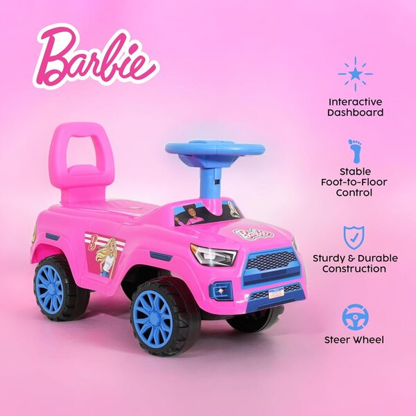Barbie Hilux 2025 jezdí na super odolném autíčku s jednoduchými koly