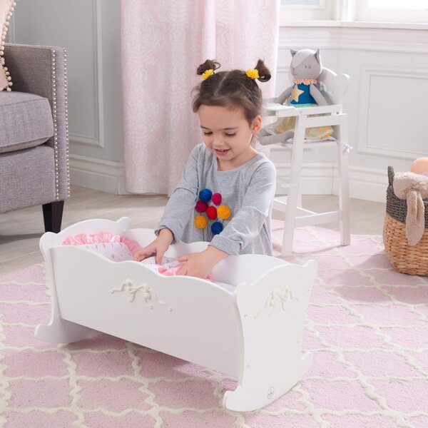 KidKraft Tiffany Bow Puppenwiege aus Holz mit Outfit, Weiß für Kinder ab 3 Jahren