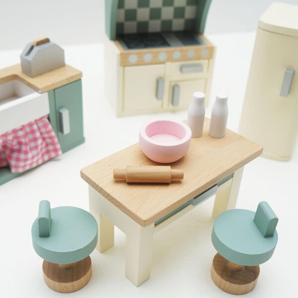 Le Toy Van Rosebud Küchenset aus Holz für Puppenhaus – komplettes Zubehör