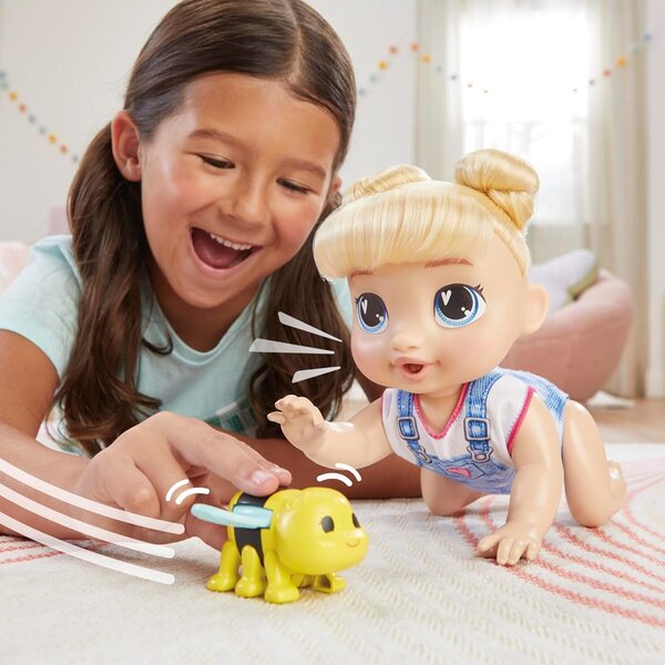 Baby Alive Harper Hugs Poupée rampante électronique avec 40 sons et accessoires